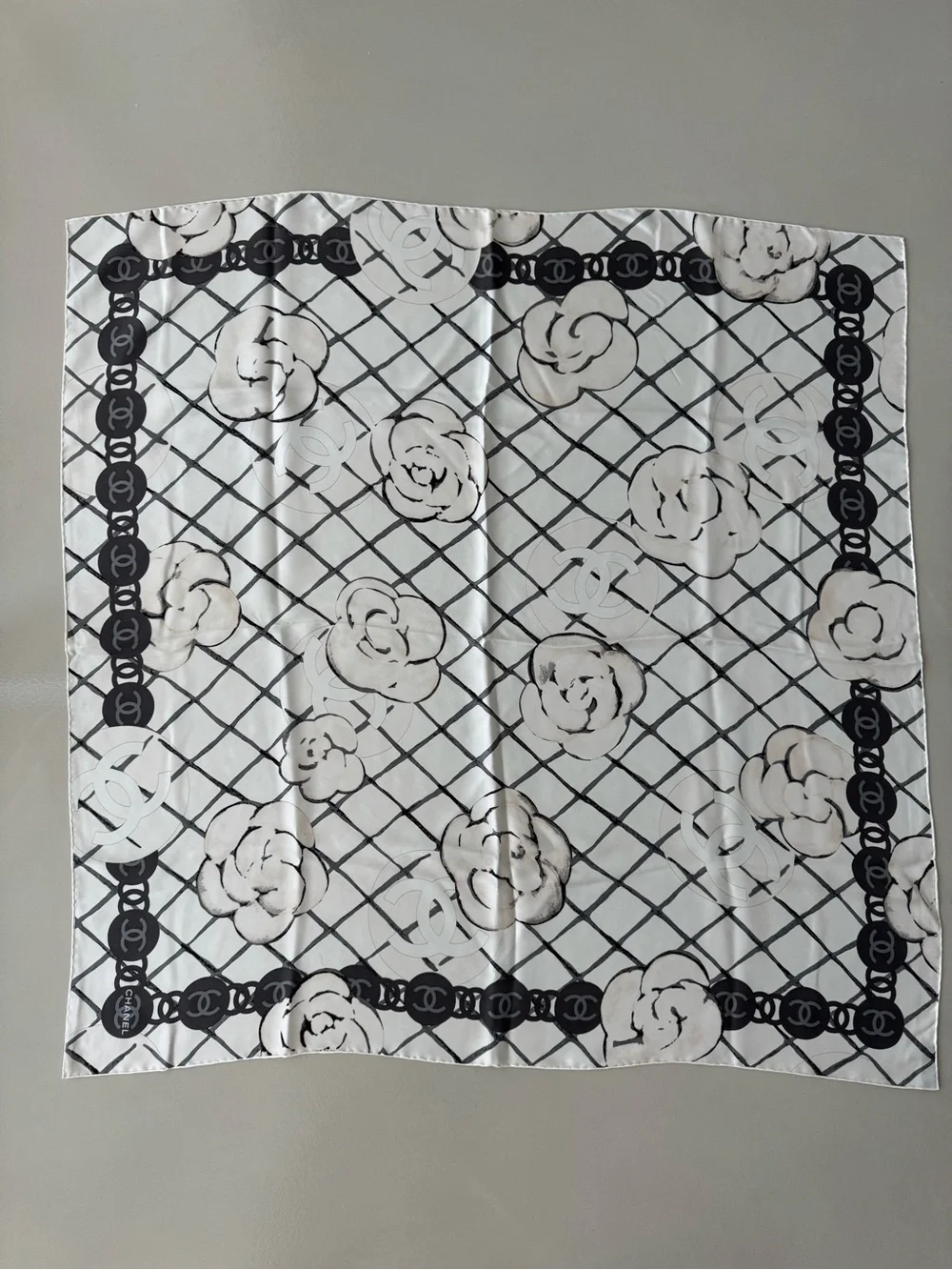 CHANEL WHITE CAMELLIA SILK SCARF